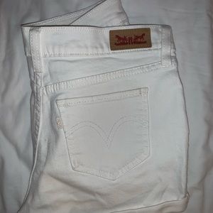 Levi’s shorts
